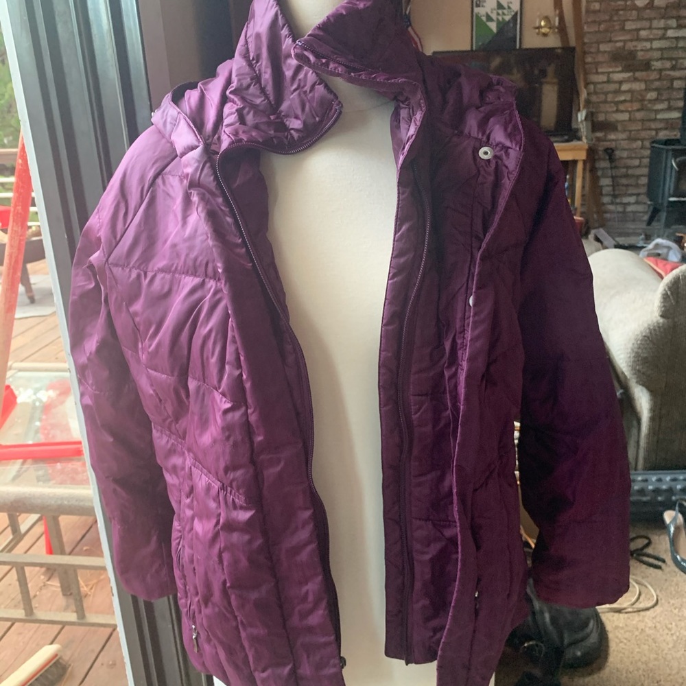 Columbia Puffer Jacket - Picture 2 of 4